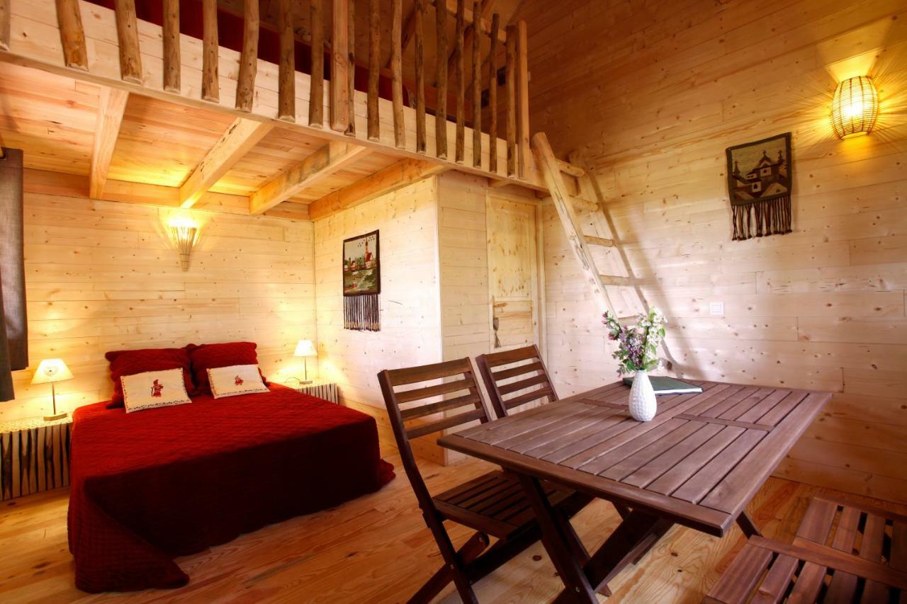 Les Cabanes Des Benauges Arbis Екстер'єр фото